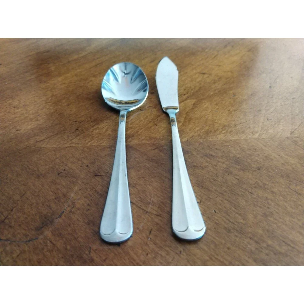 Lot 2 Gran Royale Butter Spreader & Jelly Sugar Shell Spoon Server Korea Vintage